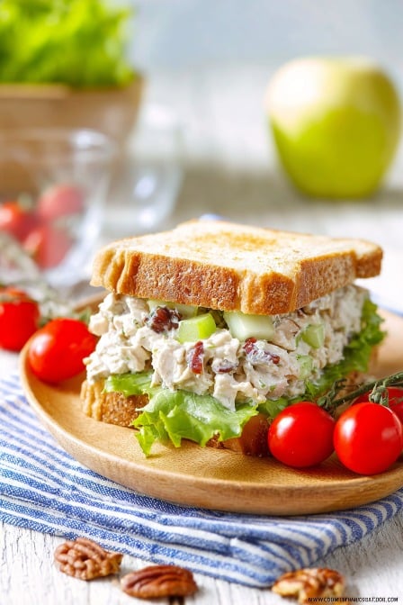 Chicken Salad with Apples and Pecans